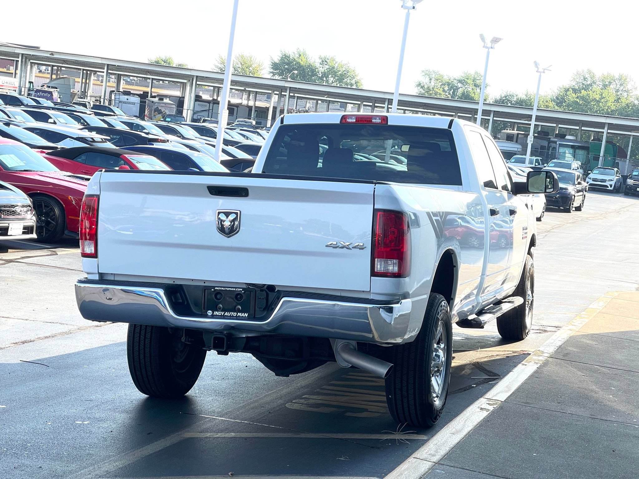 Used 2018 RAM 2500 Tradesman w/ Chrome Appearance Group AWD/4WD image 3