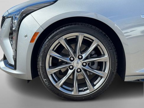 Used 2025 Cadillac CT5 Sport image 10