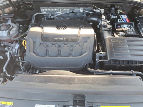 Certified 2021 Volkswagen Tiguan SE image 27