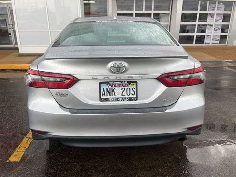 Used 2023 Toyota Camry XLE image 5