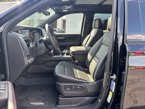 New 2026 GMC Yukon AT4 Ultimate w/ LPO, Floor Liner Package AWD/4WD image 12