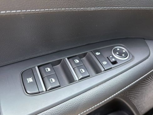 Used 2023 Kia Forte GT-Line FWD image 13