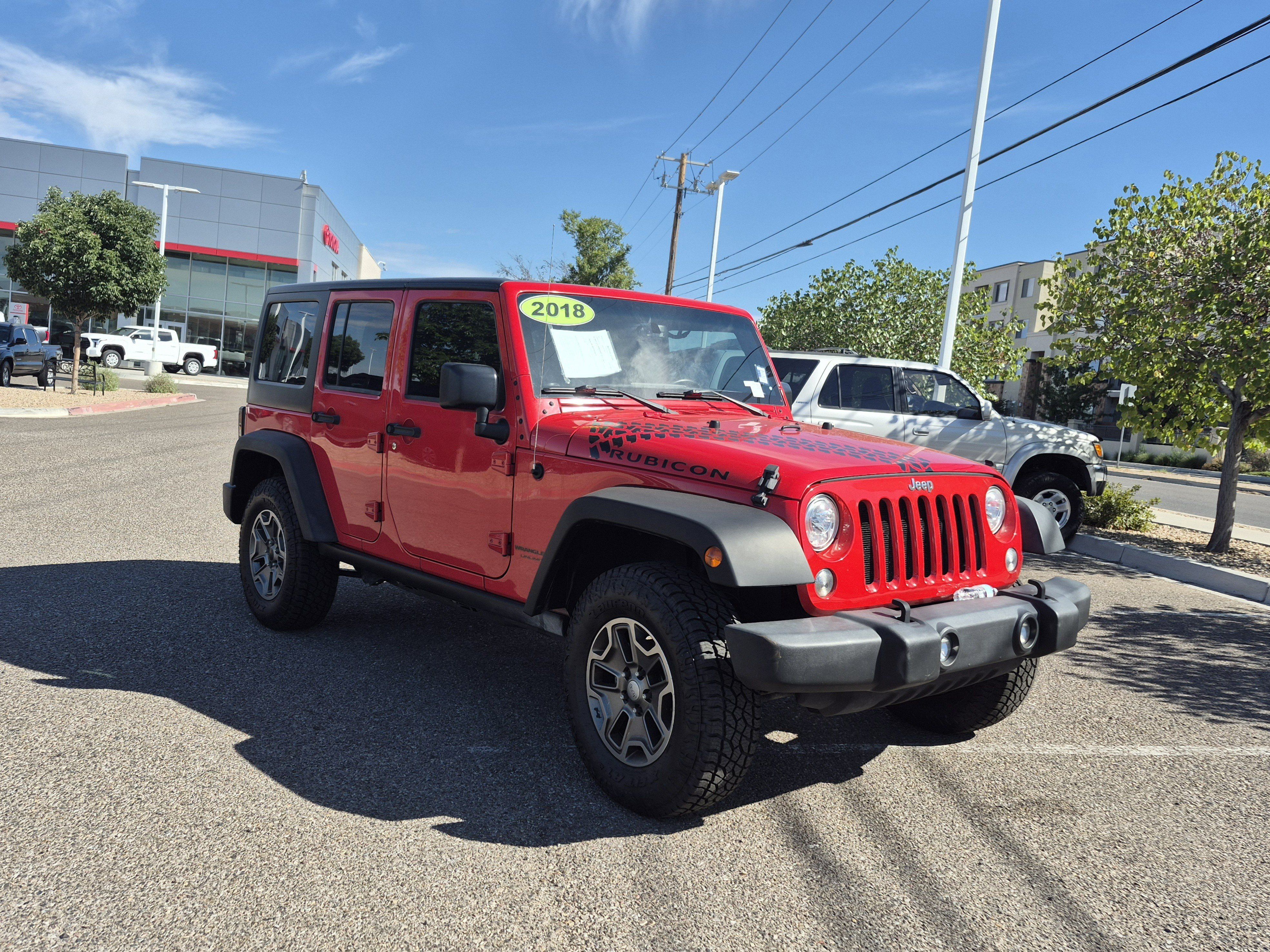 Used 2018 Jeep Wrangler Unlimited Rubicon w/ Connectivity Group AWD/4WD image 7