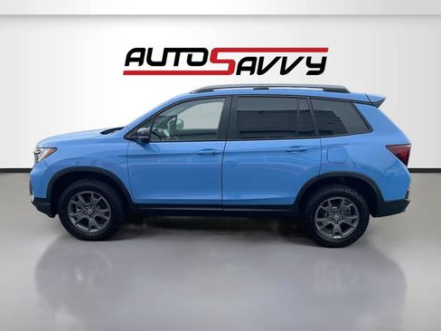 Used 2025 Honda Passport TrailSport image 4
