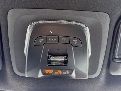 New 2026 Toyota Corolla SE image 31