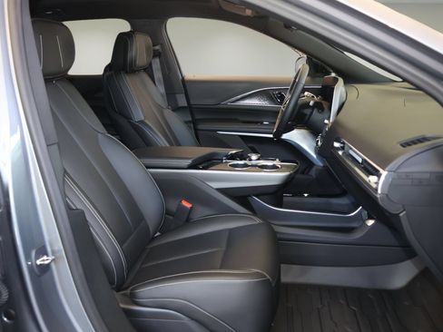 Certified 2023 Cadillac Lyriq 2WD image 18
