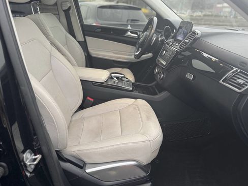 Used 2018 Mercedes-Benz GLS 550 4MATIC w/ Driver Assistance Package image 24