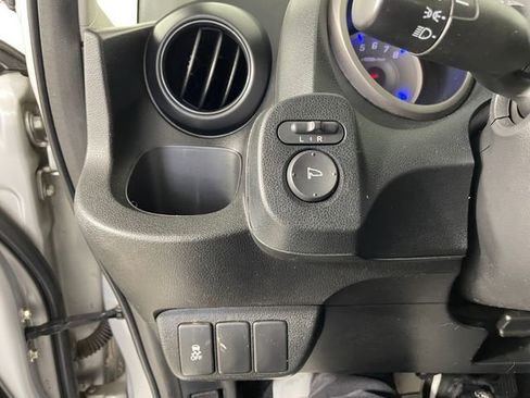 Used 2011 Honda Fit image 13