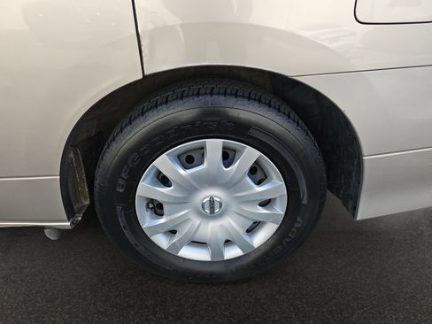 Used 2012 Nissan Quest S FWD image 43