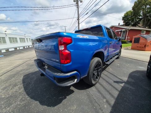 Used 2022 Chevrolet Silverado 1500 Custom AWD/4WD image 7