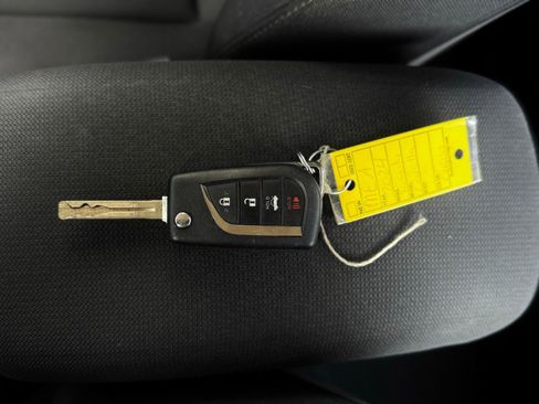 Used 2024 Toyota Corolla LE image 42