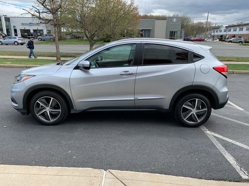 Used 2022 Honda HR-V EX-L image 6