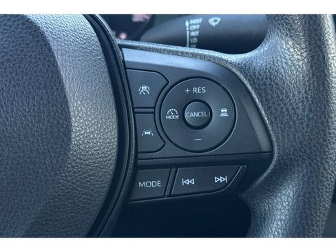 Certified 2024 Toyota Corolla LE image 27