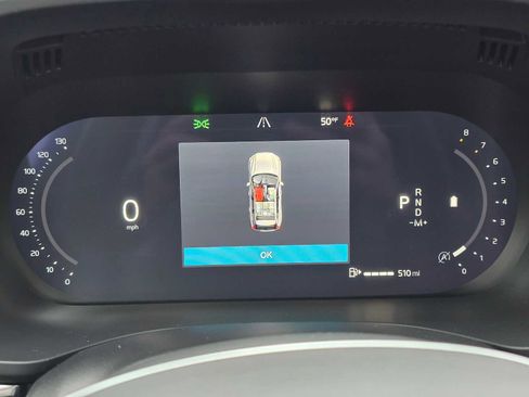 Certified 2025 Volvo XC60 B5 Plus AWD/4WD image 27