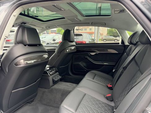 Used 2020 Audi S8 L w/ S8 Executive Package AWD/4WD image 29