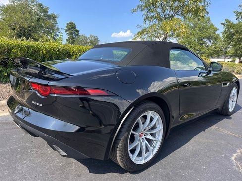 Used 2020 Jaguar F-TYPE Convertible RWD image 12