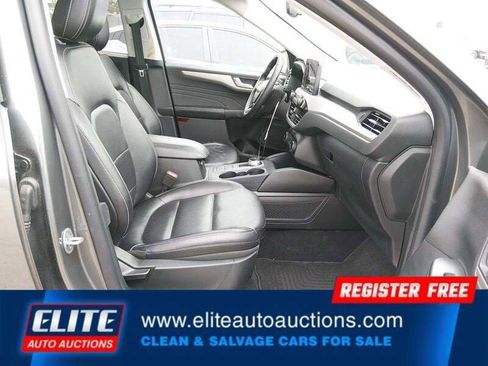 Used 2022 Ford Escape SEL w/ Technology Package AWD/4WD image 9