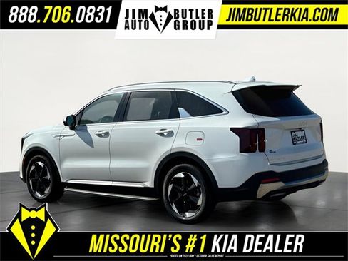 New 2025 Kia Sorento EX image 4