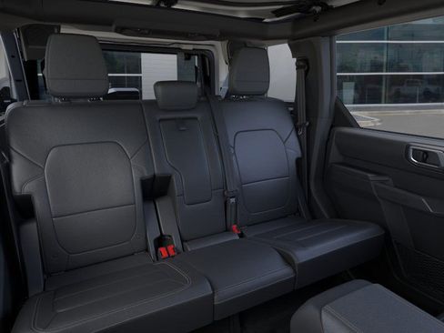 New 2025 Ford Bronco Badlands image 13