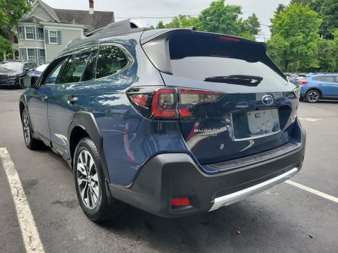 Used 2024 Subaru Outback Touring AWD/4WD image 6