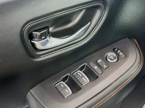 Used 2025 Honda HR-V Sport image 16