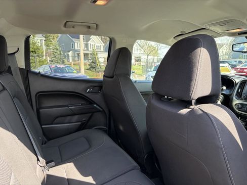 Used 2020 Chevrolet Colorado LT w/ Safety Package image 24