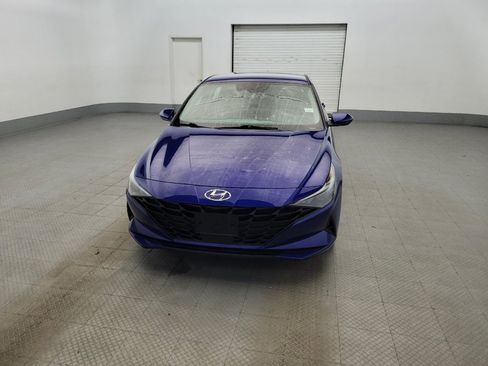 Used 2023 Hyundai Elantra SEL w/ Convenience Package FWD image 15