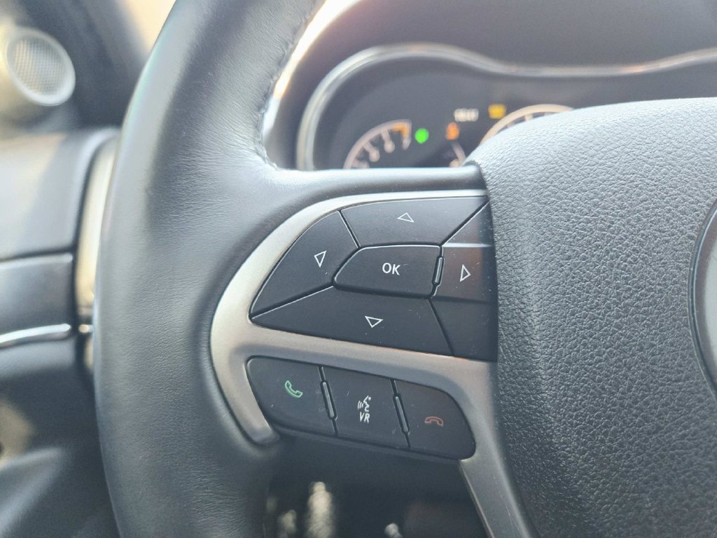 Used 2018 Jeep Grand Cherokee Limited AWD/4WD image 20