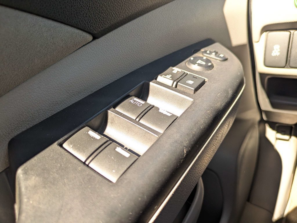 Used 2013 Honda CR-V EX image 23