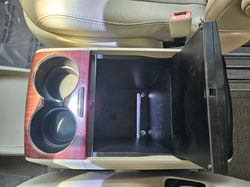 Used 2014 Toyota Sienna XLE FWD image 59
