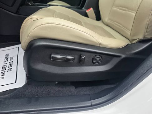 Certified 2021 Honda CR-V EX-L image 10