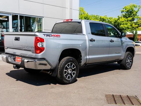 Used 2017 Toyota Tundra SR5 w/ TRD Off Road Package AWD/4WD image 6