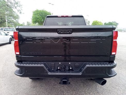 Used 2026 Chevrolet Silverado 2500 LT w/ Trail Boss Package image 6