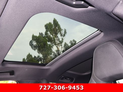 Used 2026 Porsche Panamera image 5
