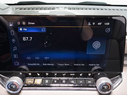 Used 2025 Chevrolet Colorado ZR2 w/ Technology Package image 21