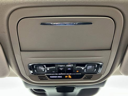 Used 2023 Lincoln Aviator 2WD w/ Premium Package image 13