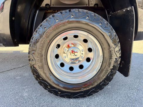 Used 2018 RAM 3500 Laramie image 33