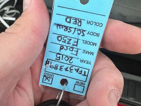 Used 2015 Ford F250 XLT w/ XLT Premium Package image 34