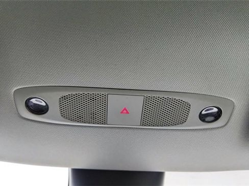 Used 2021 Tesla Model Y Long Range image 57