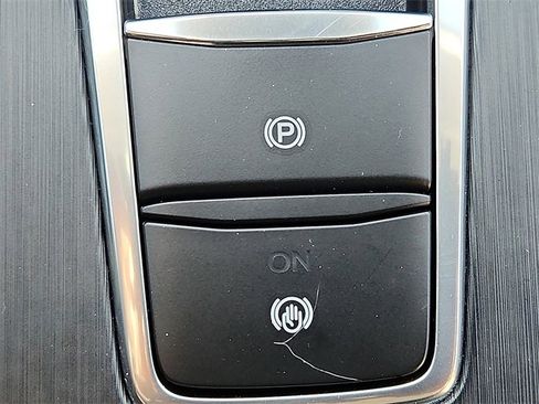 Used 2021 Ford Escape SE image 22