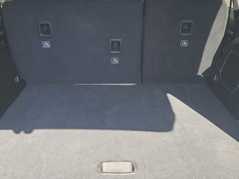 Used 2023 Jeep Grand Cherokee 4WD 4xe image 23