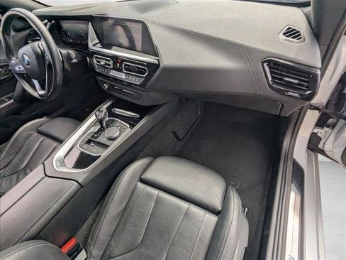 Used 2020 BMW Z4 sDrive30i w/ Convenience Package image 18