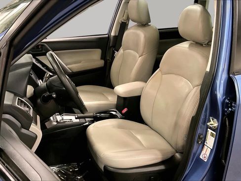 Used 2017 Subaru Forester 2.5i Premium w/ All-Weather Package AWD/4WD image 8