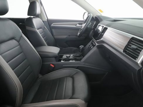 Used 2022 Volkswagen Atlas SEL image 36