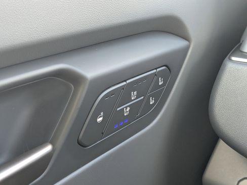 New 2026 Kia EV9 Wind image 29