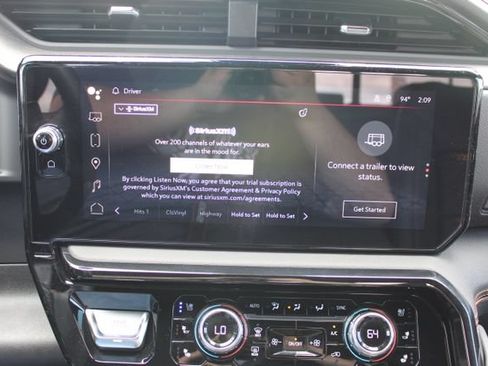 Used 2025 GMC Sierra 1500 AT4 w/ AT4 Premium Package AWD/4WD image 23