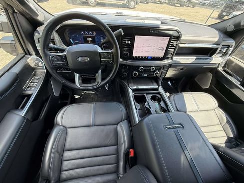 Used 2025 Ford F250 Platinum AWD/4WD image 15