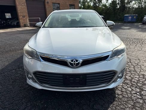 Used 2014 Toyota Avalon XLE Touring FWD image 9