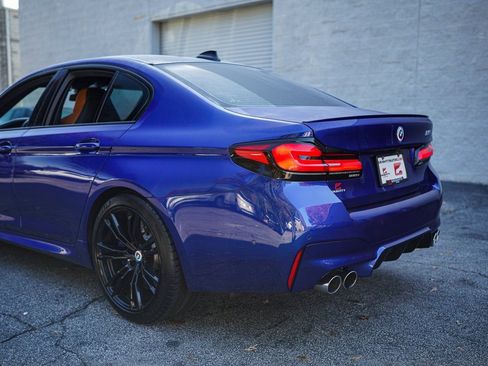 Used 2023 BMW M5 image 12