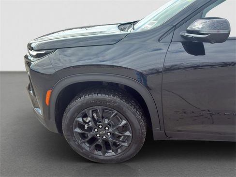 New 2026 Chevrolet Traverse LT w/ Midnight/Sport Edition image 13